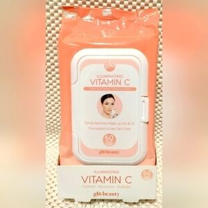 Glo Beauty Illuminating Vitamin C Ultra Soft 60 Facial Cleansing Wipes